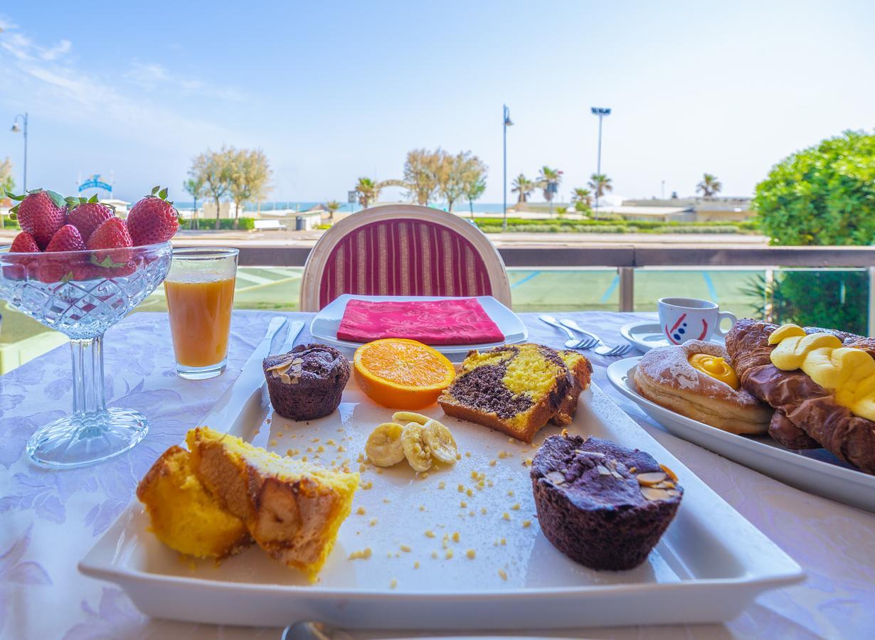 Hotel Executive La Fiorita Rimini Dış mekan fotoğraf