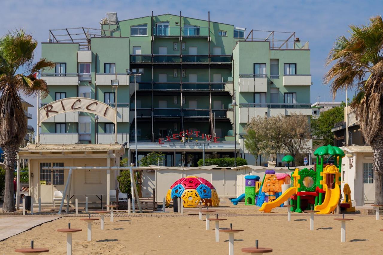 Hotel Executive La Fiorita Rimini Dış mekan fotoğraf